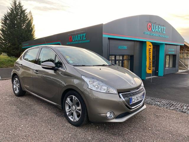 Peugeot 208 1.6 E-HDI 92 ALLURE